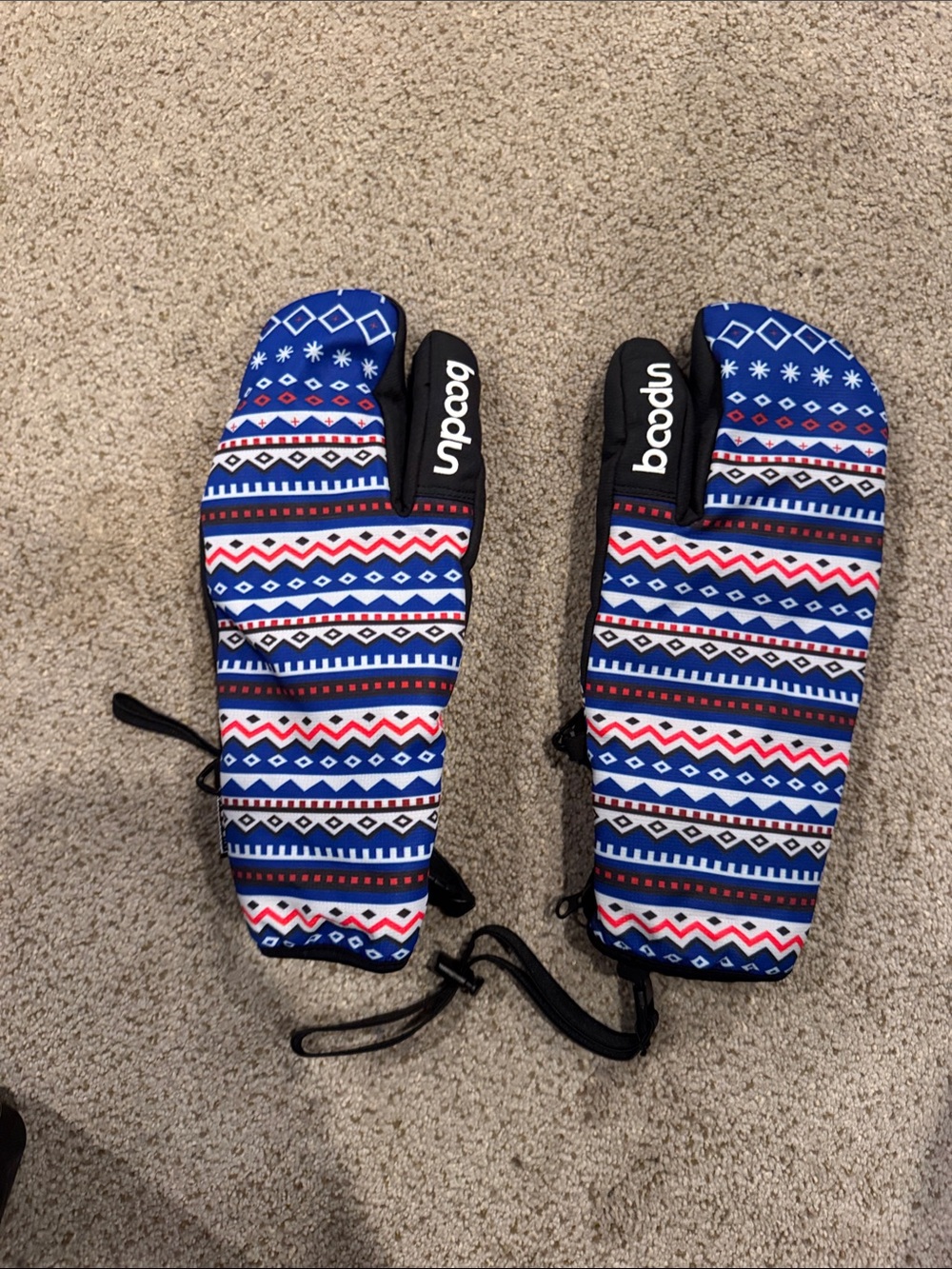 Boodun Blue Patterned WomenMittens with Red and White Accents
